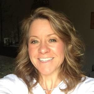 Meet your Posher, Holly